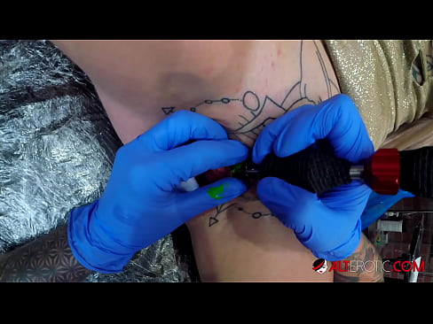❤️ Si Sully Savage adunay tattoo sa iyang clitoris ❤️❌ kualidad nga porn sa ceb.niceporn.ru ️❤